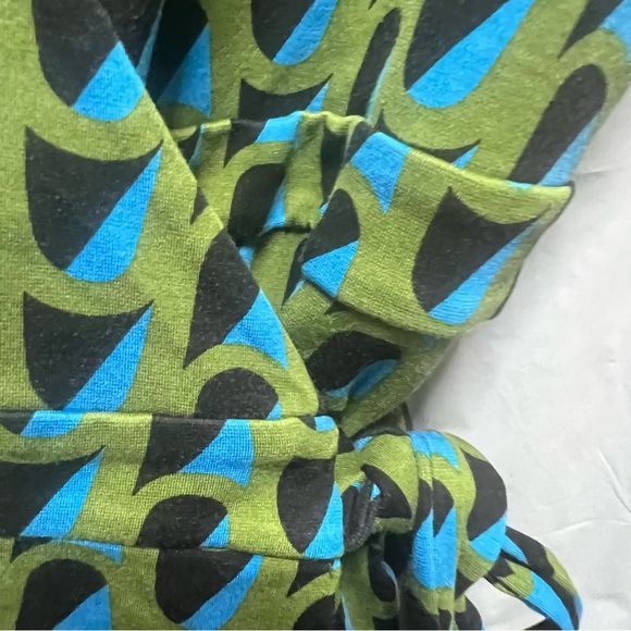 Diane von Furstenberg Gala Green/Turquoise Abstract Geometric Print Wrap Dress - Picture 2 of 5